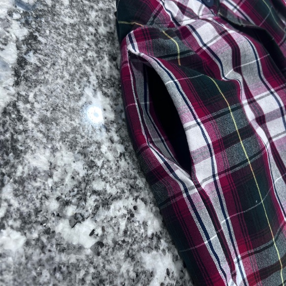 Red Plaid girls’ uniform Skirt - Picture 3 of 8